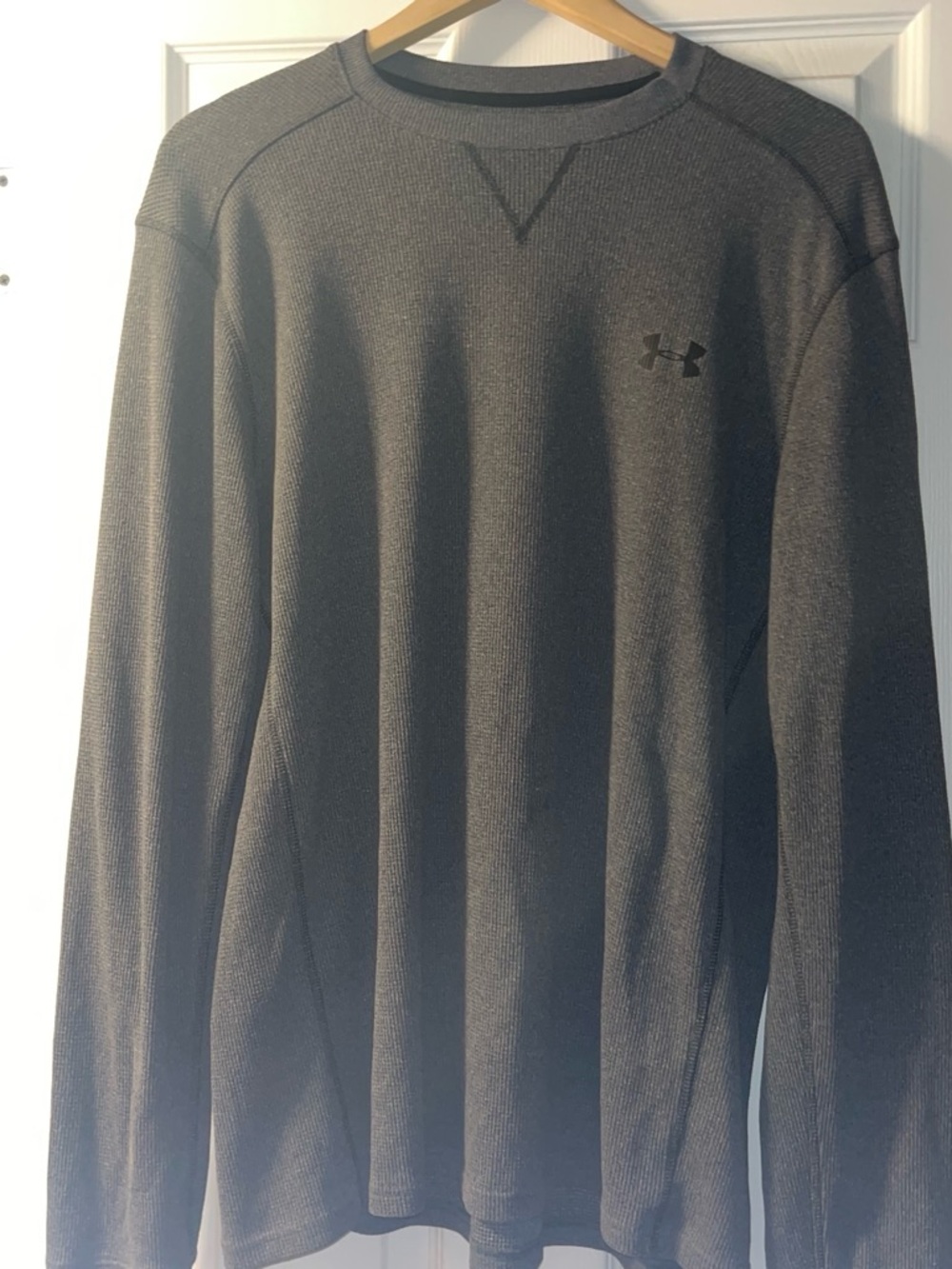 Under Armour Men’s Long Sleeve Crew - Charcoal